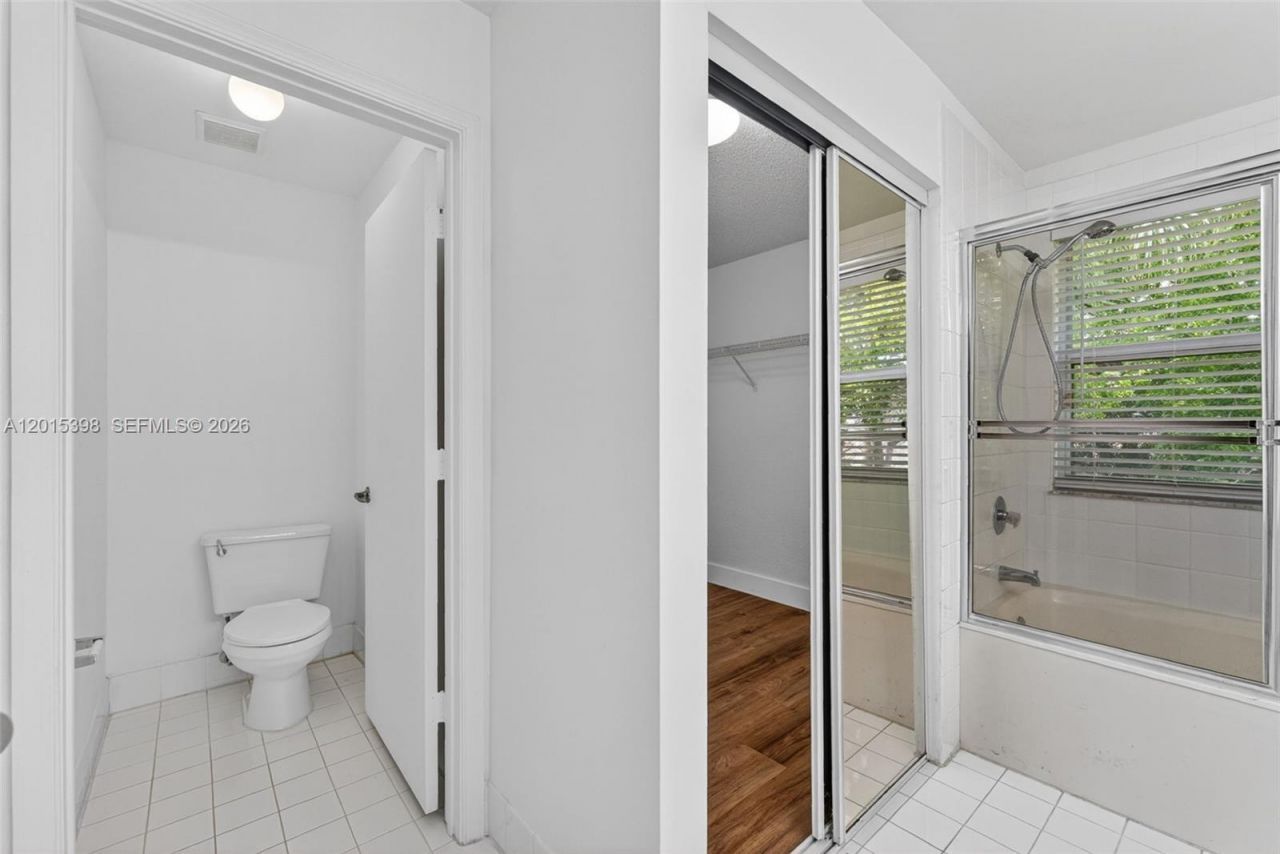16889 SW 1st Mnr , Pembroke Pines, FL 33027 Photo