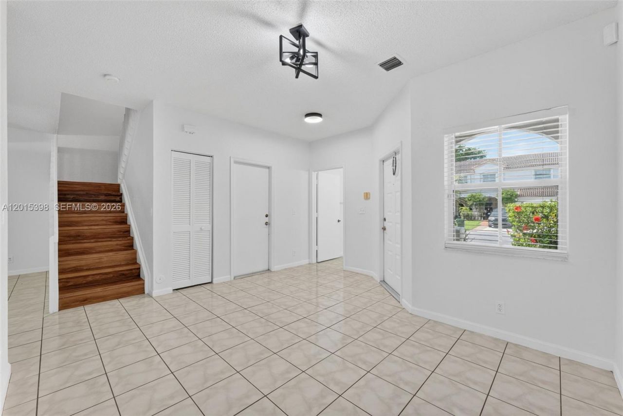16889 SW 1st Mnr , Pembroke Pines, FL 33027 Photo