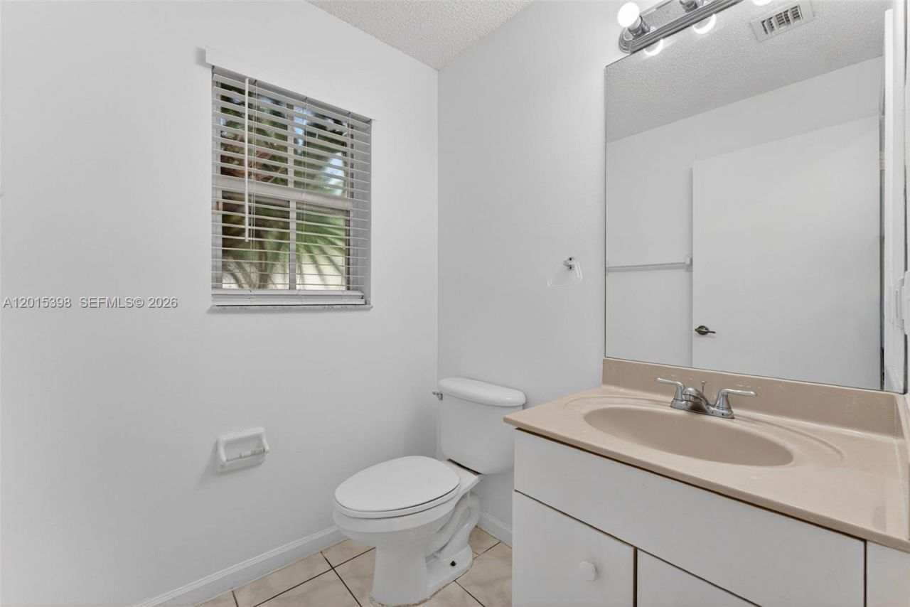 16889 SW 1st Mnr , Pembroke Pines, FL 33027 Photo