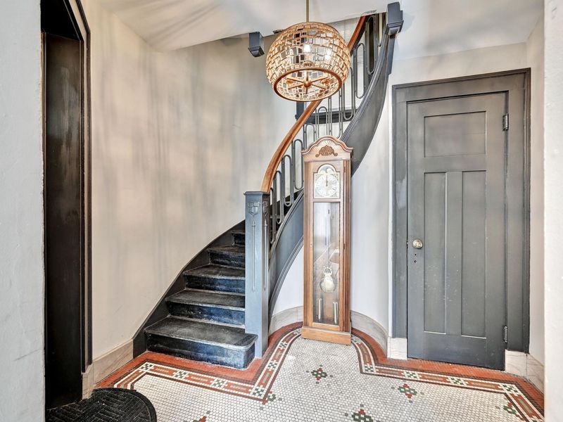 128 E 5th Street, Unit 2, Covington, KY 41011 Photo 3