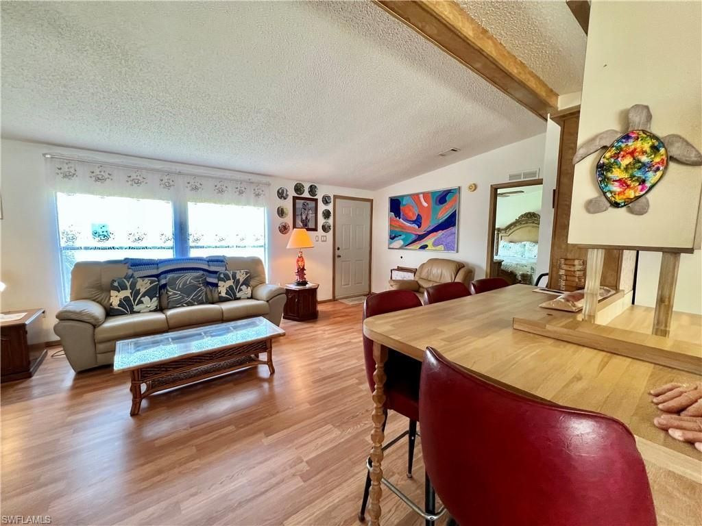 573 Cape Florida Ln, Naples, FL 34104 Photo