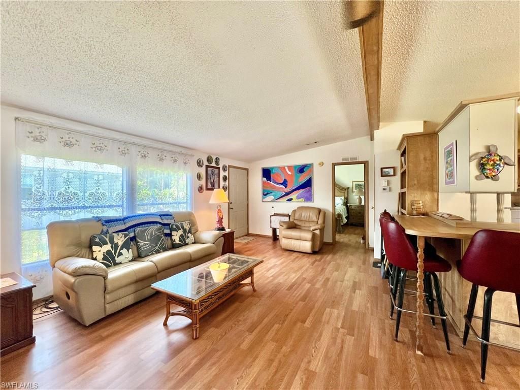 573 Cape Florida Ln, Naples, FL 34104 Photo