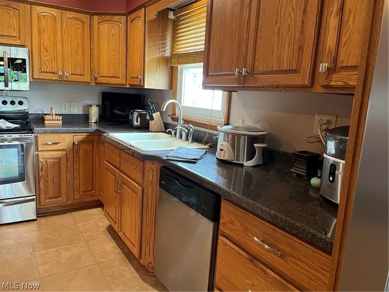 54837 High Ridge Road , Bellaire, OH 43906 Photo 11