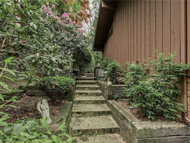 1936 Hemlock Drive , Kent, OH 44240 Photo 7