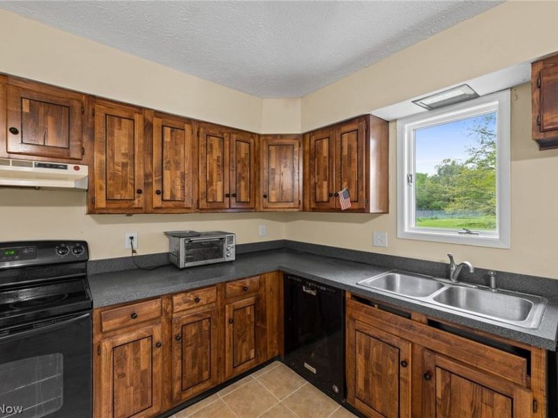 12360 Cowley Road, Columbia Station, OH 44028 Photo 7