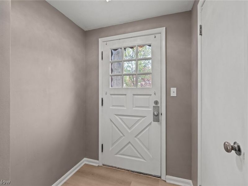 21204 Halworth Road, Beachwood, OH 44122 Photo 2