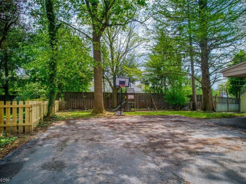 21204 Halworth Road, Beachwood, OH 44122 Photo 42