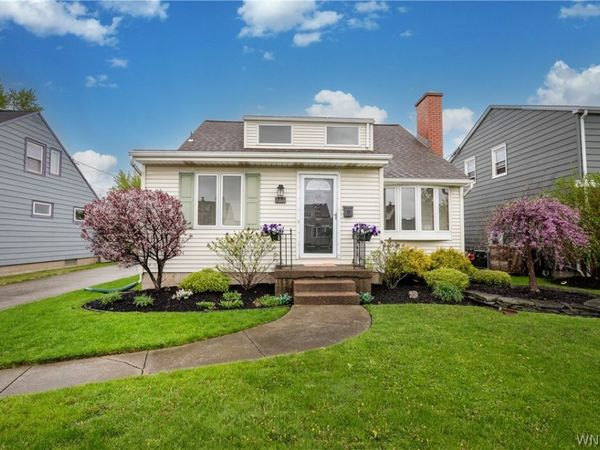 286 Westfall Drive , Tonawanda, NY 14150