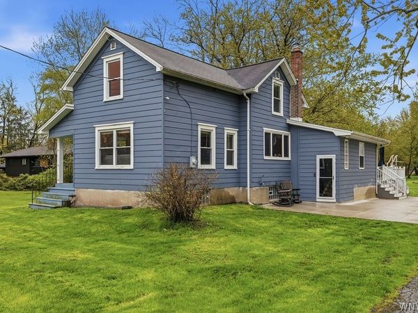 1476 Huth Road , Grand Island, NY 14072