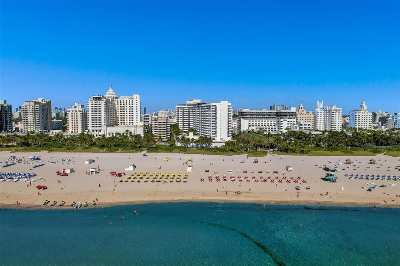 100 Lincoln Rd , Unit 1012, Miami Beach, FL 33139 Photo