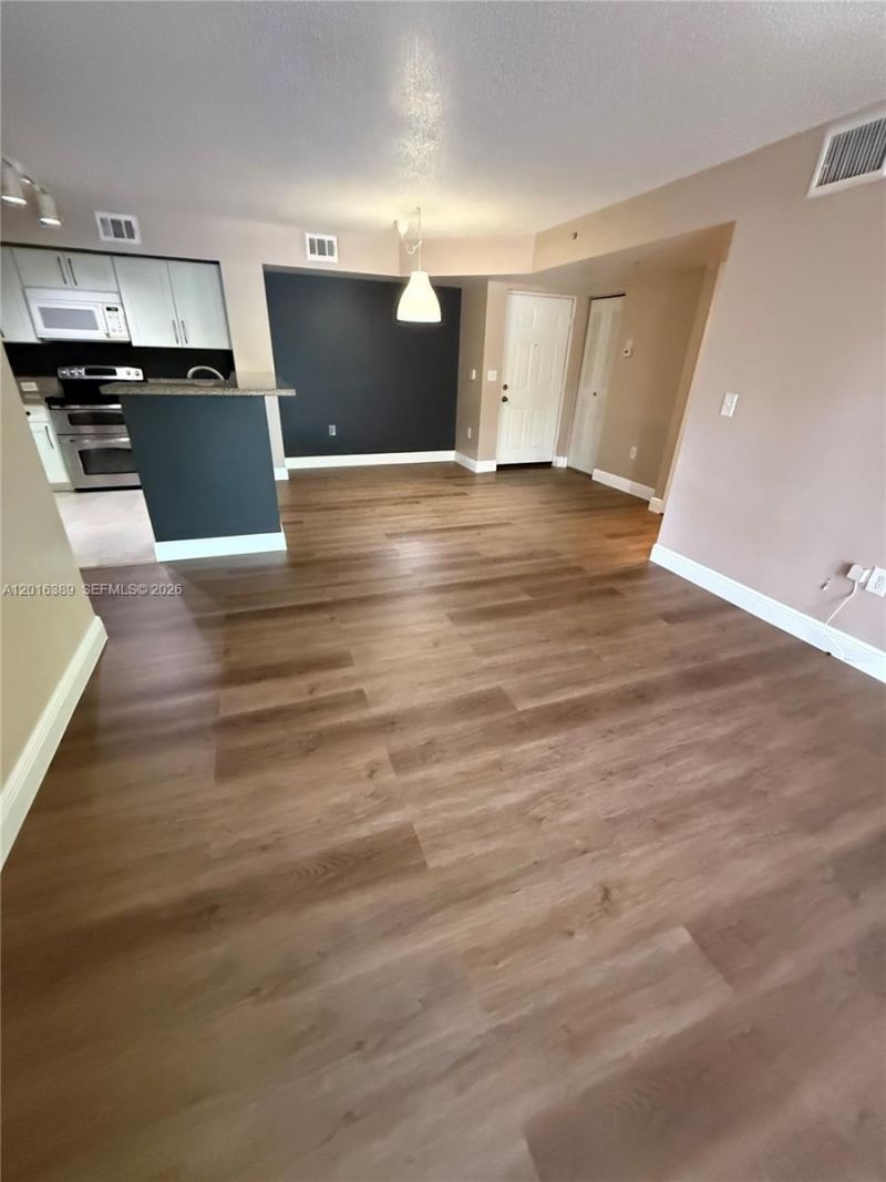 2113 Renaissance Blvd , Unit 203, Miramar, FL 33025 Photo
