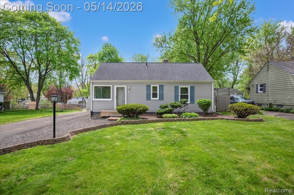 134 Glanworth Street, Orion Township, MI 48362 Main Photo