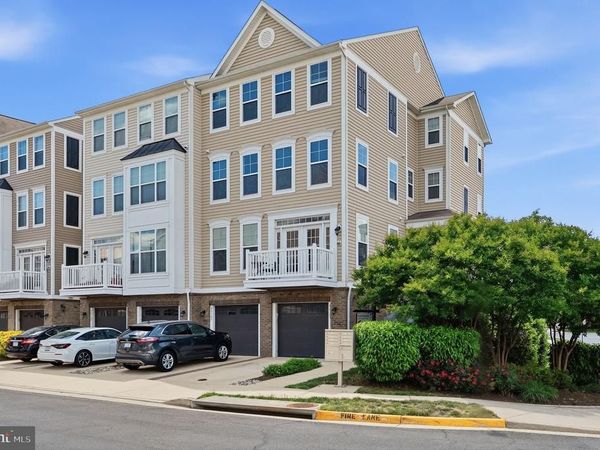42167 CANARY GRASS SQUARE, ALDIE, VA 20105