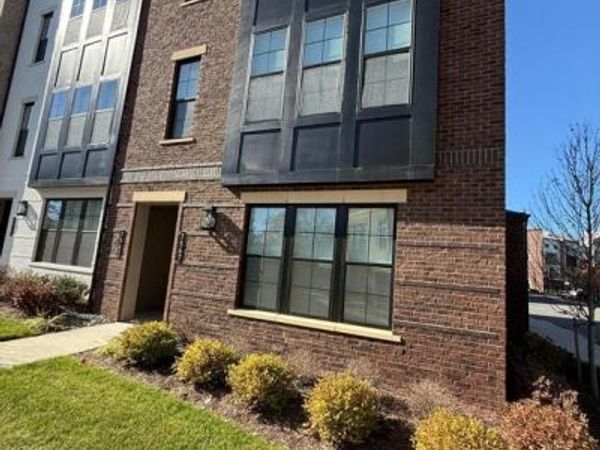 7567 SAWYER FARM WAY , MCLEAN, VA 22102