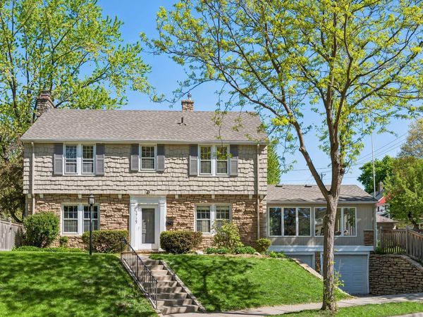 2720 Sunset Boulevard, Minneapolis, MN 55416