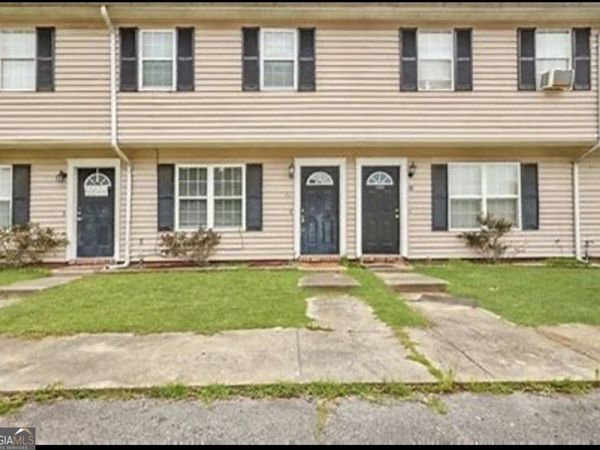 1100 Pineland Avenue, Unit APT 2D, Hinesville, GA 31313