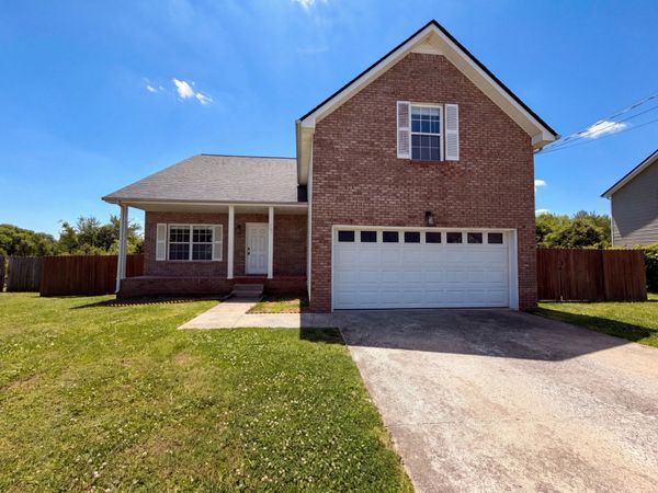 982 Silty Dr , Clarksville, TN 37042