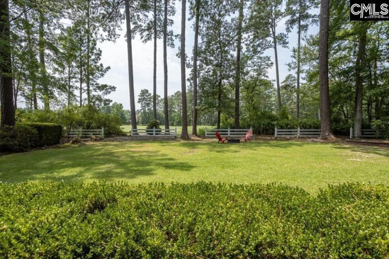 305 Redbay Road  Photo 10