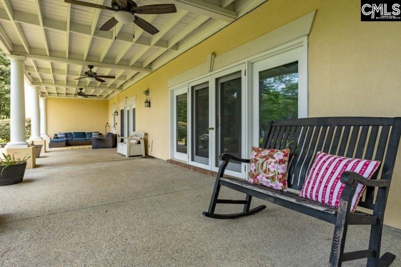 305 Redbay Road  Photo 12
