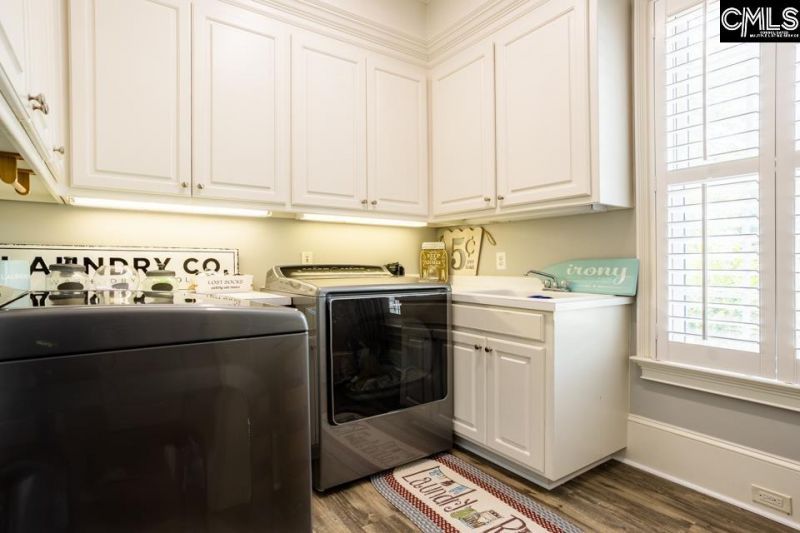 305 Redbay Road  Photo 31