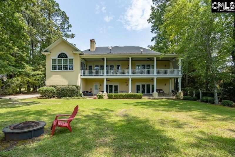 305 Redbay Road  Photo 8