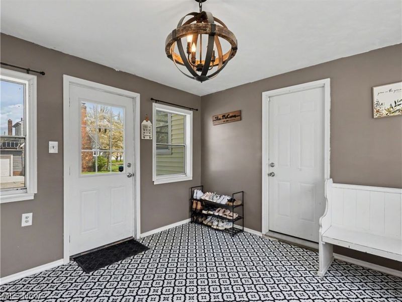 604 S Firestone Boulevard , Akron, OH 44301 Photo 16