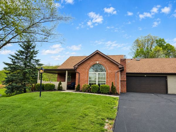 106 Barrington Drive , Oakdale, PA 15071
