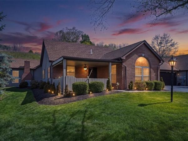 106 Barrington Drive, Oakdale, PA 15071
