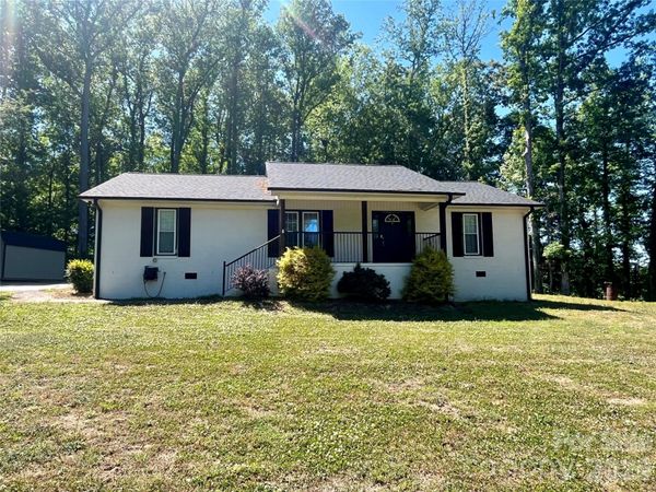 5637 Trotter Country Road , Archdale, NC 27263