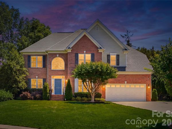 8803 Cumberland Court, Waxhaw, NC 28173