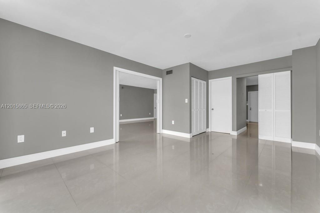 3100 NE 48th St, Unit 318, Fort Lauderdale, FL 33308 Photo