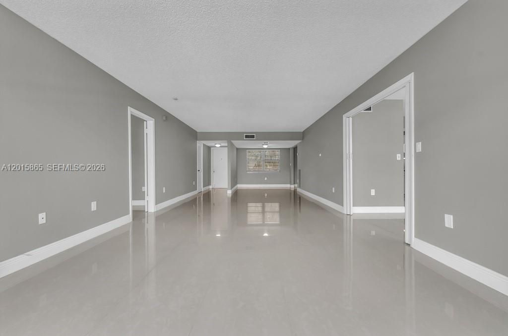 3100 NE 48th St, Unit 318, Fort Lauderdale, FL 33308 Photo