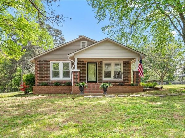 914 NC Highway 62 E, Pleasant Garden, NC 27313