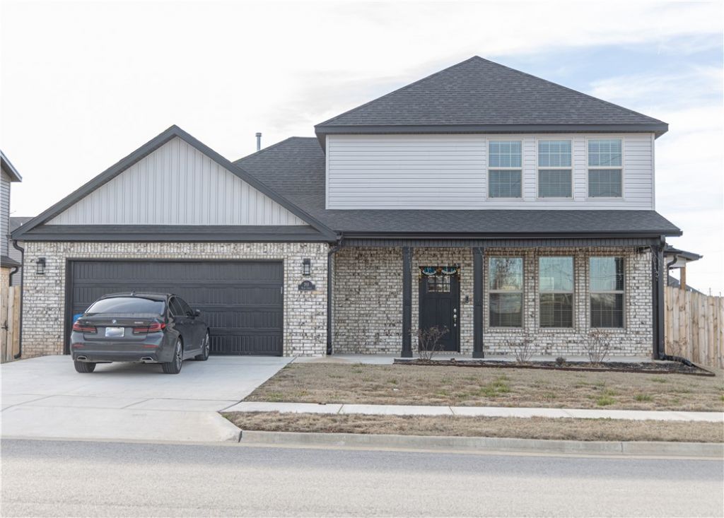 201 Vicks Circle, Centerton, AR 72719 Main Photo