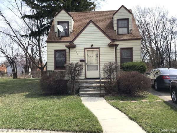 9214 HAYES Street, Detroit, MI 48213