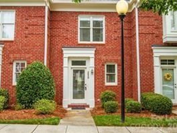 2659 Dilworth Heights Lane , Charlotte, NC 28209