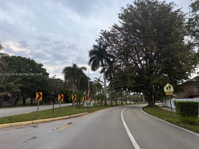 709 Curtiss Pkwy , Unit 20, Miami Springs, FL 33166 Photo