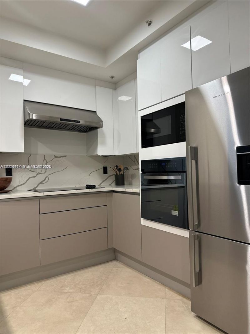 3400 SW 27th Ave , Unit 1105, Miami, FL 33133 Photo