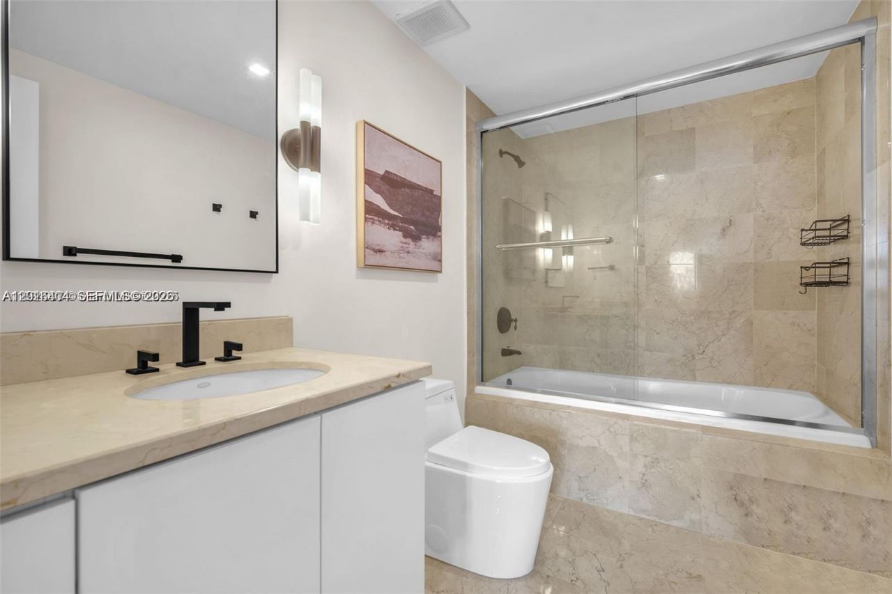 3400 SW 27th Ave , Unit 1105, Miami, FL 33133 Photo