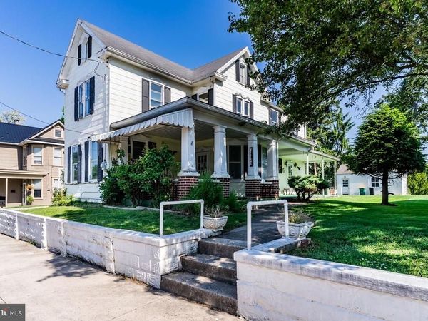351 E E CATHERINE STREET, CHAMBERSBURG, PA 17201