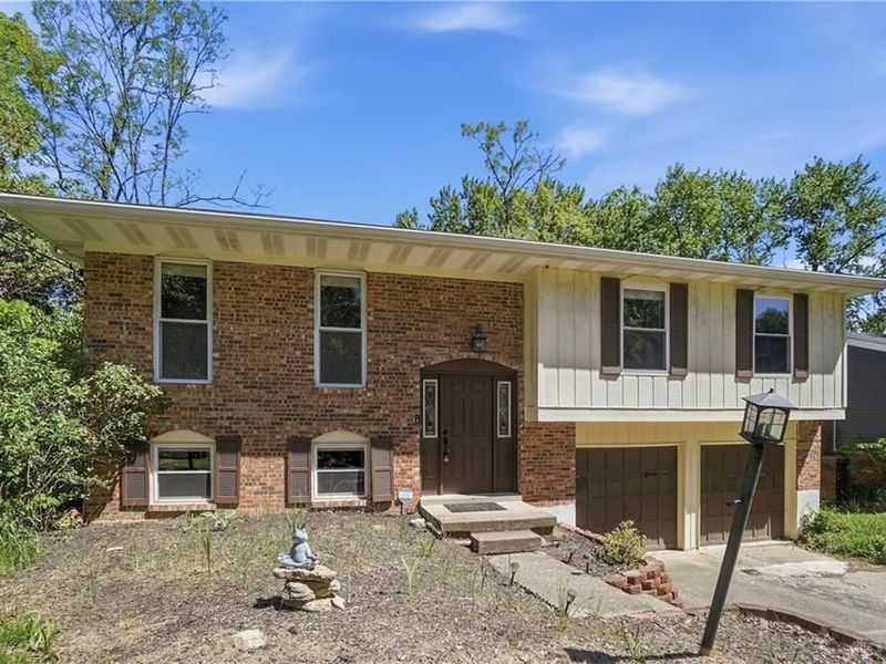 6570 Knottypine Drive, Cincinnati, OH 45230 Photo 4