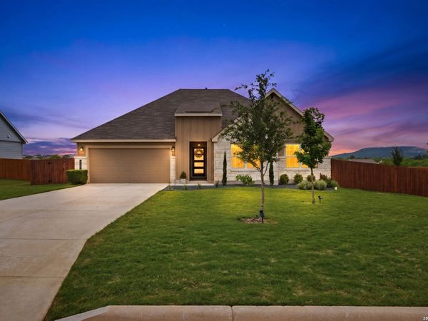 29132 Sierra Cyn, Bulverde, TX 78163