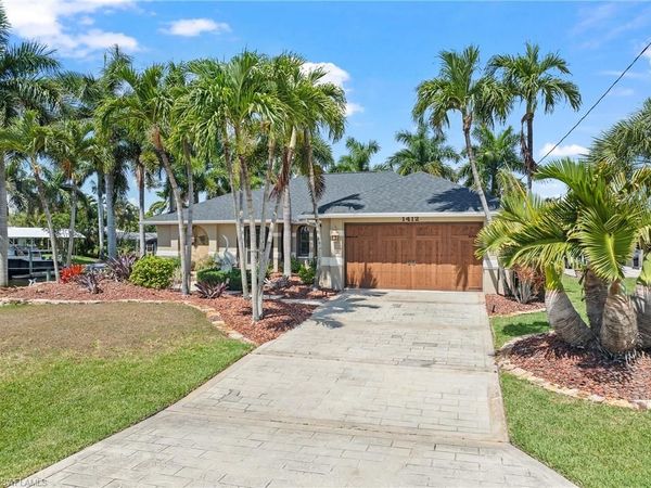 1412 Windsor CT, CAPE CORAL, FL 33904