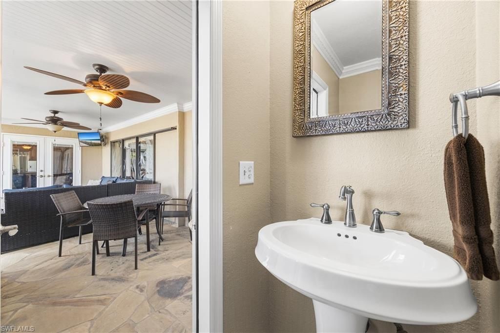 1412 Windsor Ct, Cape Coral, FL 33904 Photo