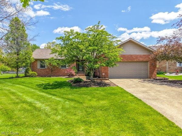 124 Alber Drive , Medina, OH 44256