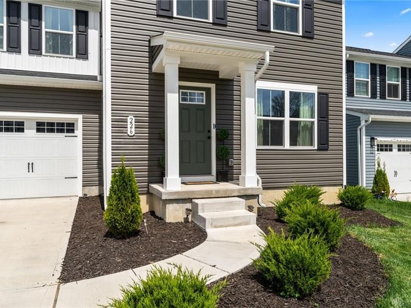 226 London Avenue, Springfield Township, OH 45505 Photo 4