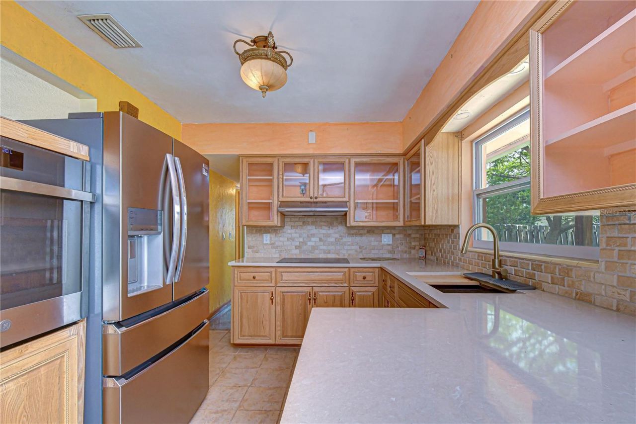 6710 35th Terrace N, Saint Petersburg, FL 33710 Photo