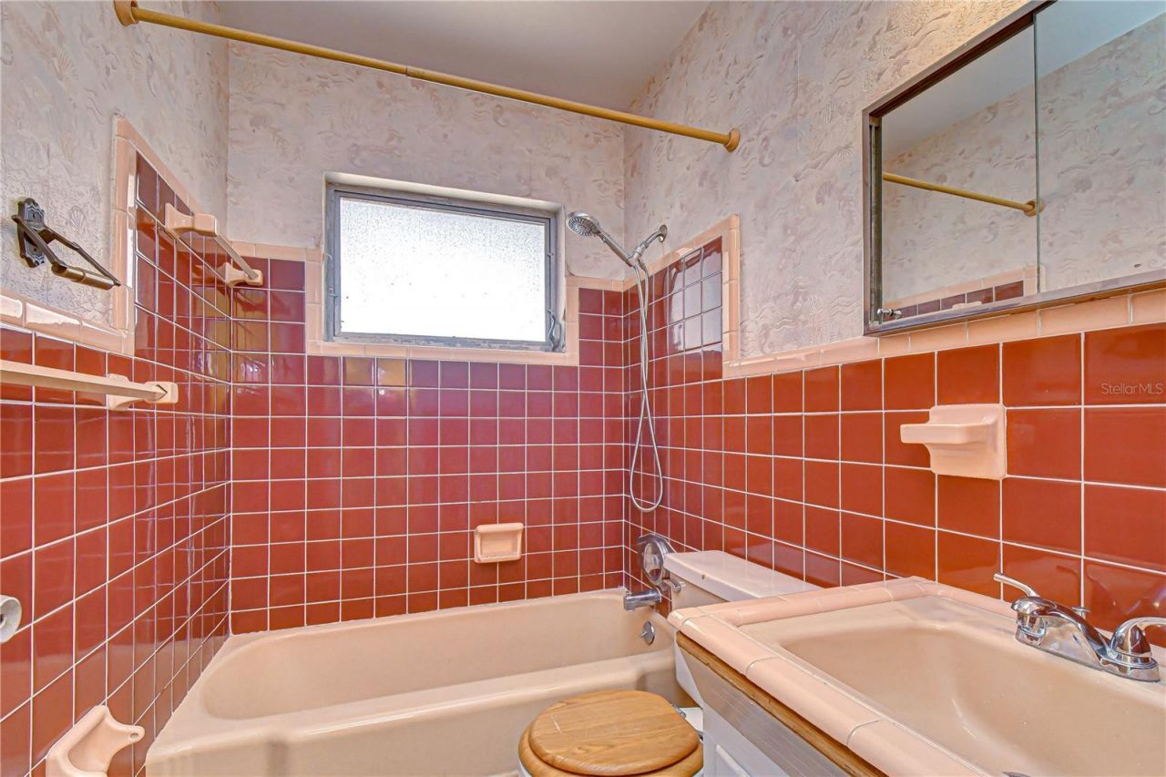 6710 35th Terrace N, Saint Petersburg, FL 33710 Photo