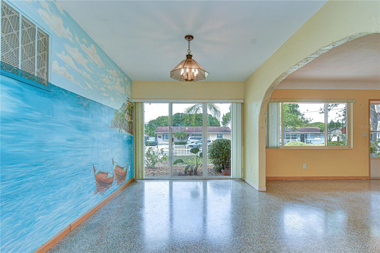 6710 35th Terrace N, Saint Petersburg, FL 33710 Photo