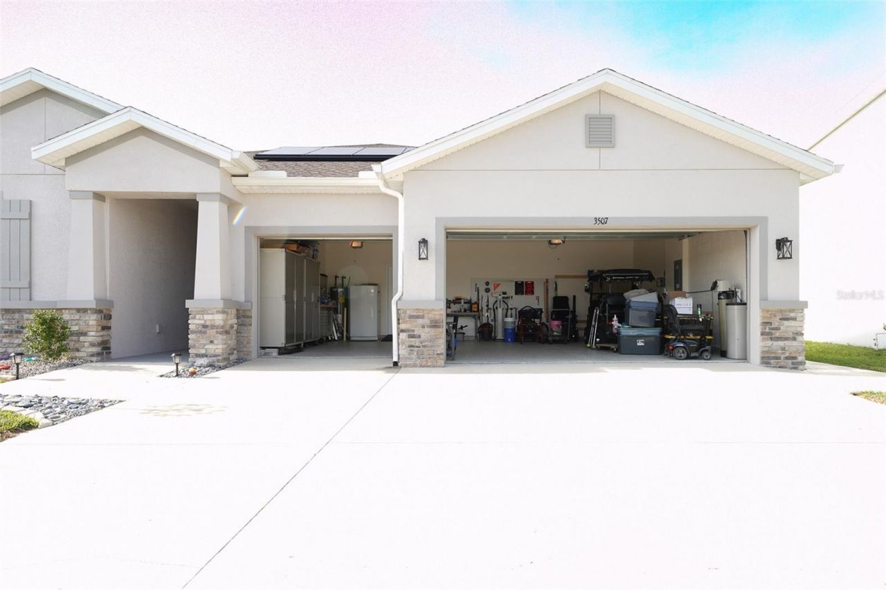 3507 Autumn Amber Drive, Spring Hill, FL 34609 Photo